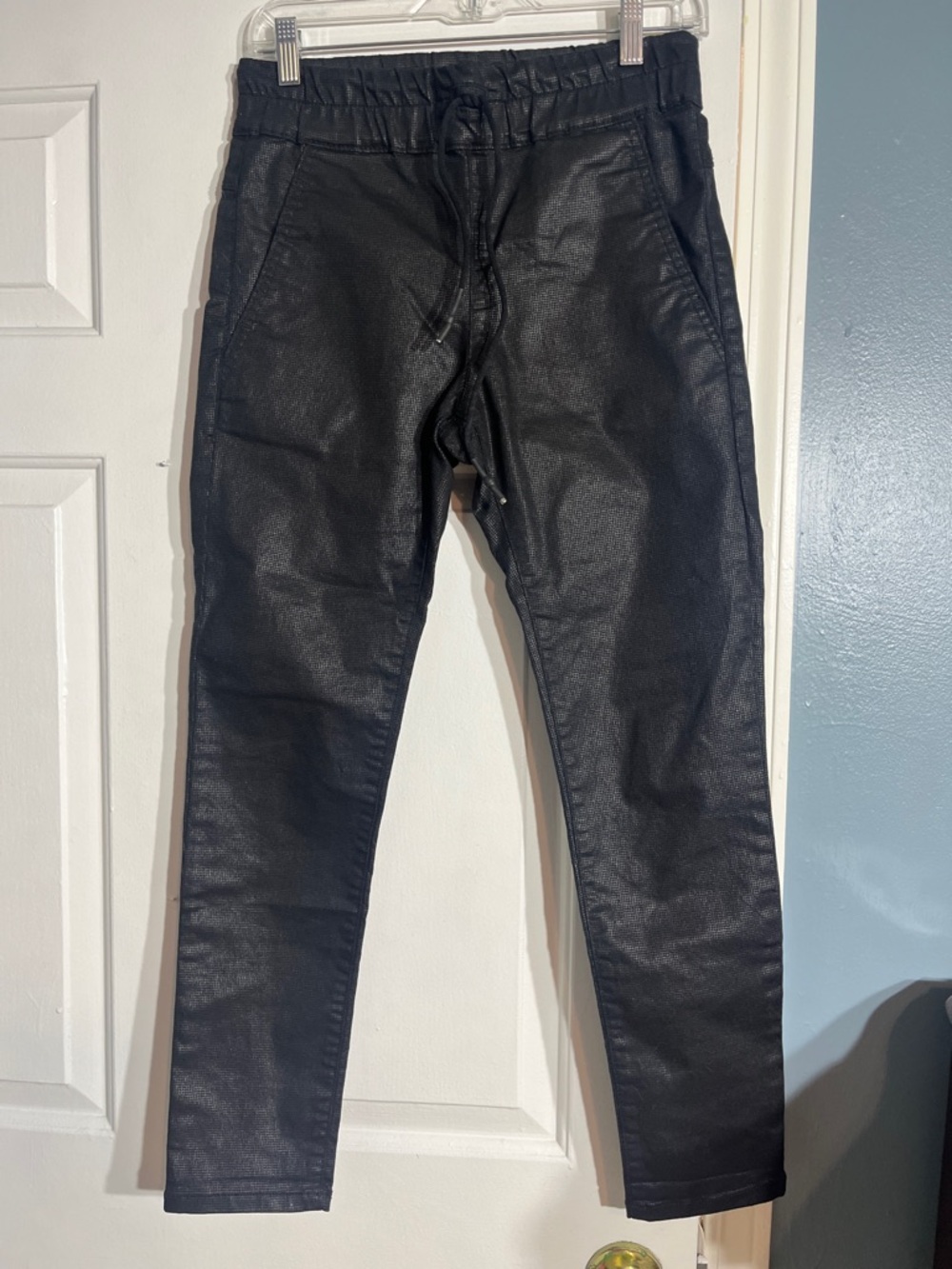 BEVY FLOG Black Skinny ladies Jeans with Drawstring Waist